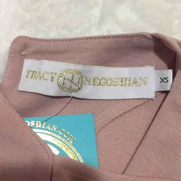 Tracy Negoshian 1/2 sleeve T-shirt Dress. - Picture 7 of 8